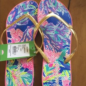 Lilly Pulitzer flip flops